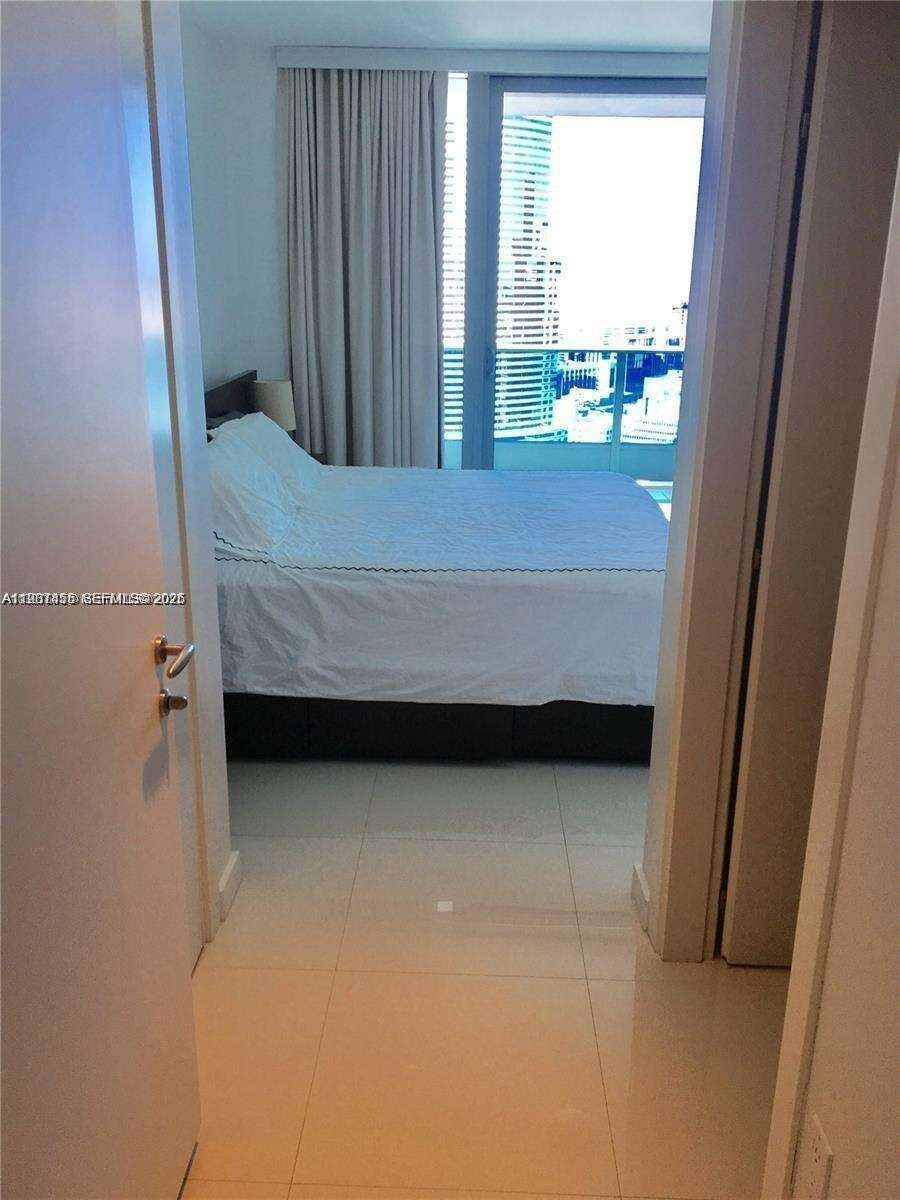 Epic Residences at 200 Biscayne Blvd Way, Miami, FL 33131 - For Rent photo 13