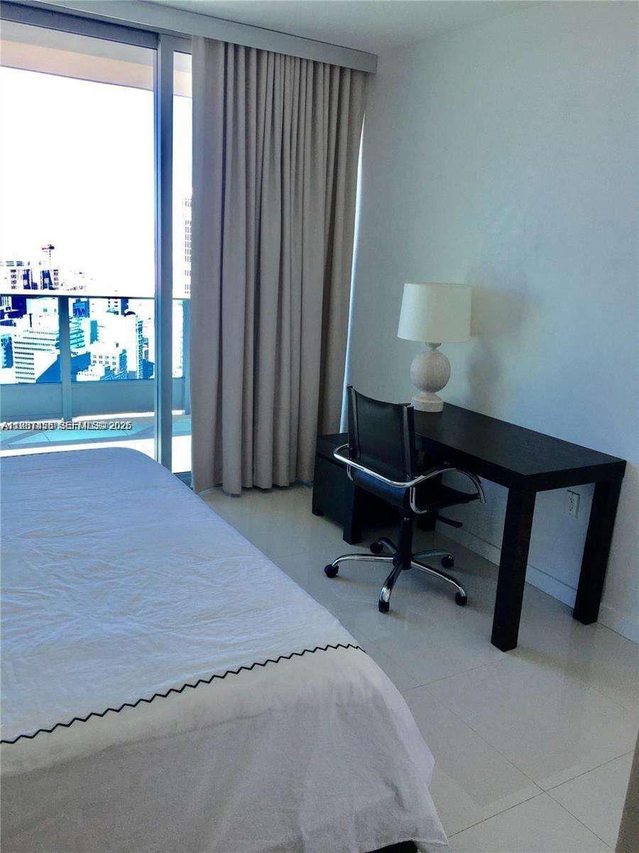 Epic Residences at 200 Biscayne Blvd Way, Miami, FL 33131 - For Rent photo 16