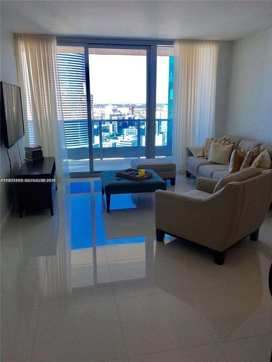 Epic Residences at 200 Biscayne Blvd Way, Miami, FL 33131 - For Rent photo 7