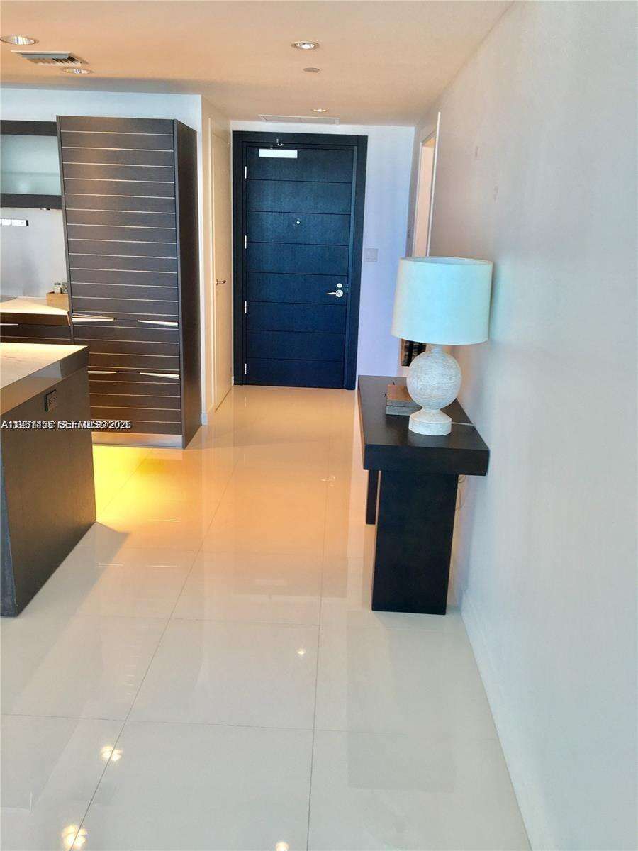 Epic Residences at 200 Biscayne Blvd Way, Miami, FL 33131 - For Rent photo 10