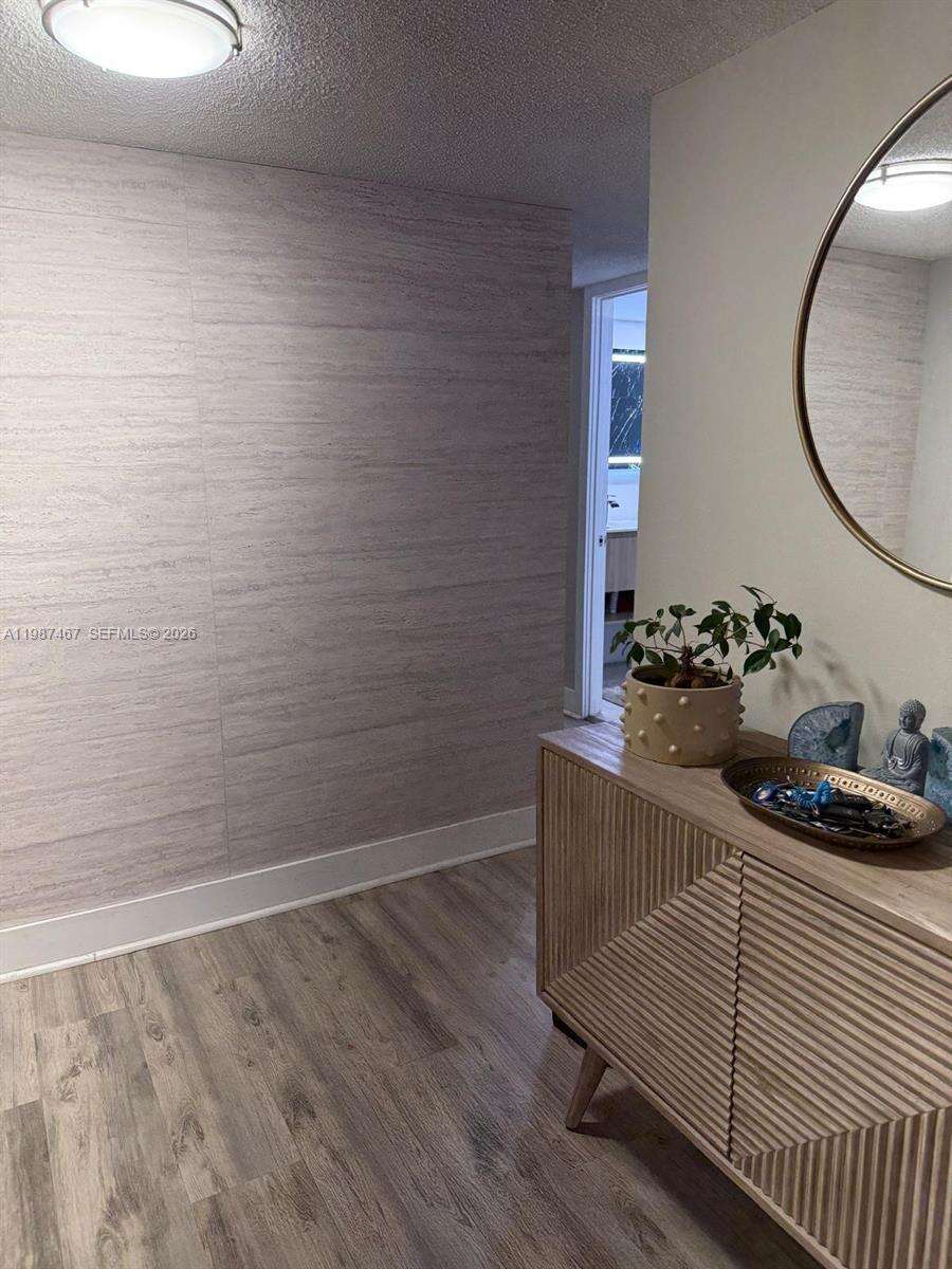 Del Prado at 18061 Biscayne Blvd, Aventura, FL 33160 - For Rent photo 3