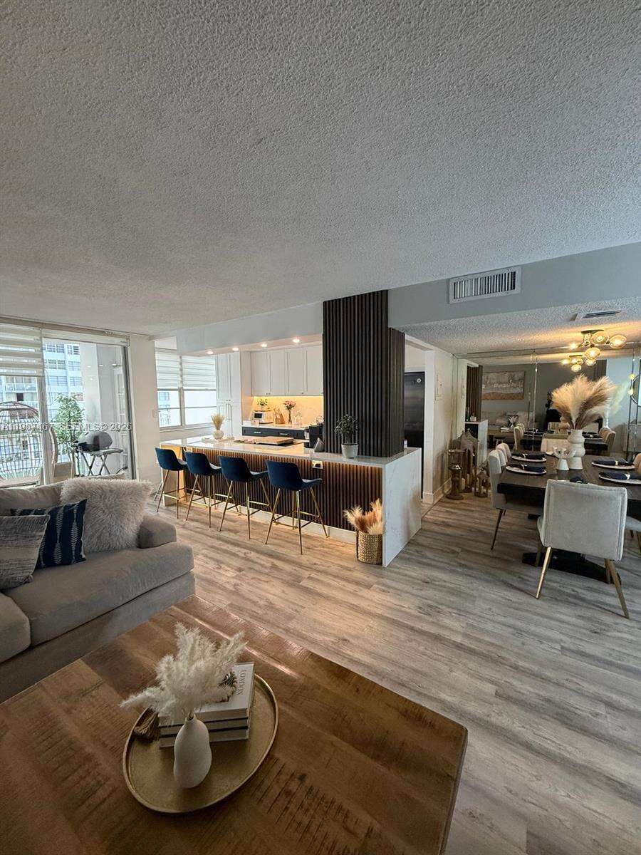 Del Prado at 18061 Biscayne Blvd, Aventura, FL 33160 - For Rent photo 6