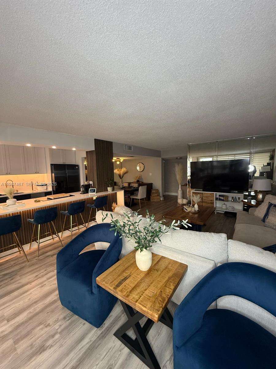 Del Prado at 18061 Biscayne Blvd, Aventura, FL 33160 - For Rent photo 8