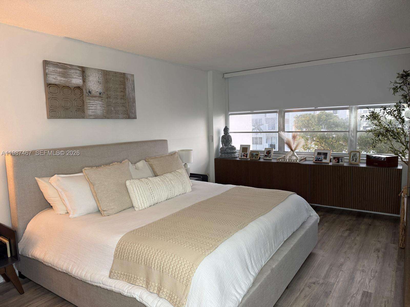 Del Prado at 18061 Biscayne Blvd, Aventura, FL 33160 - For Rent photo 10