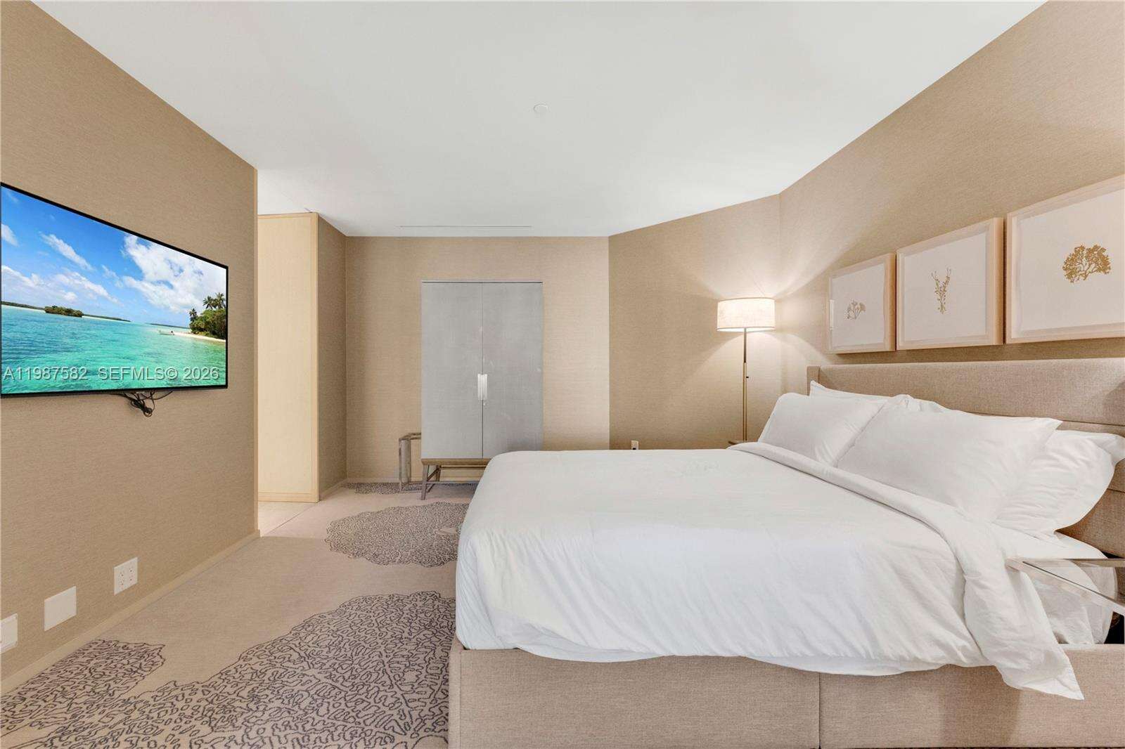 St Regis Center Tower at 9703 Collins Ave, Bal Harbour, FL 33154 - For Rent photo 13