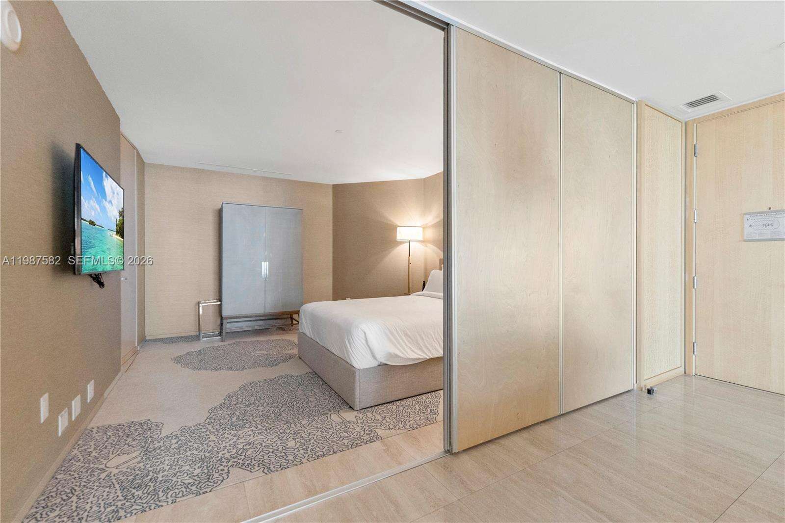 St Regis Center Tower at 9703 Collins Ave, Bal Harbour, FL 33154 - For Rent photo 17