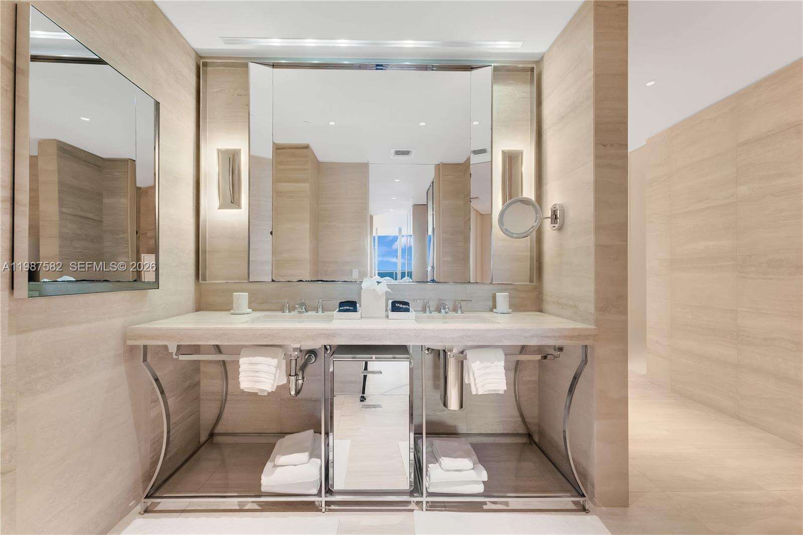 St Regis Center Tower at 9703 Collins Ave, Bal Harbour, FL 33154 - For Rent photo 25