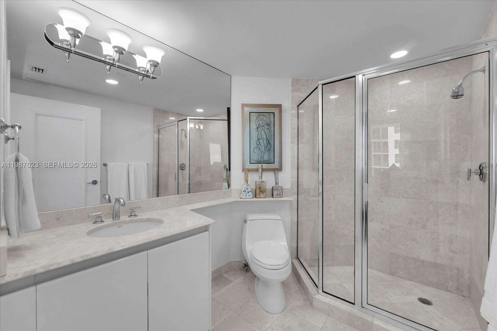 Il Villaggio at 1455 Ocean Dr, Miami Beach, FL 33139 - For Rent photo 24
