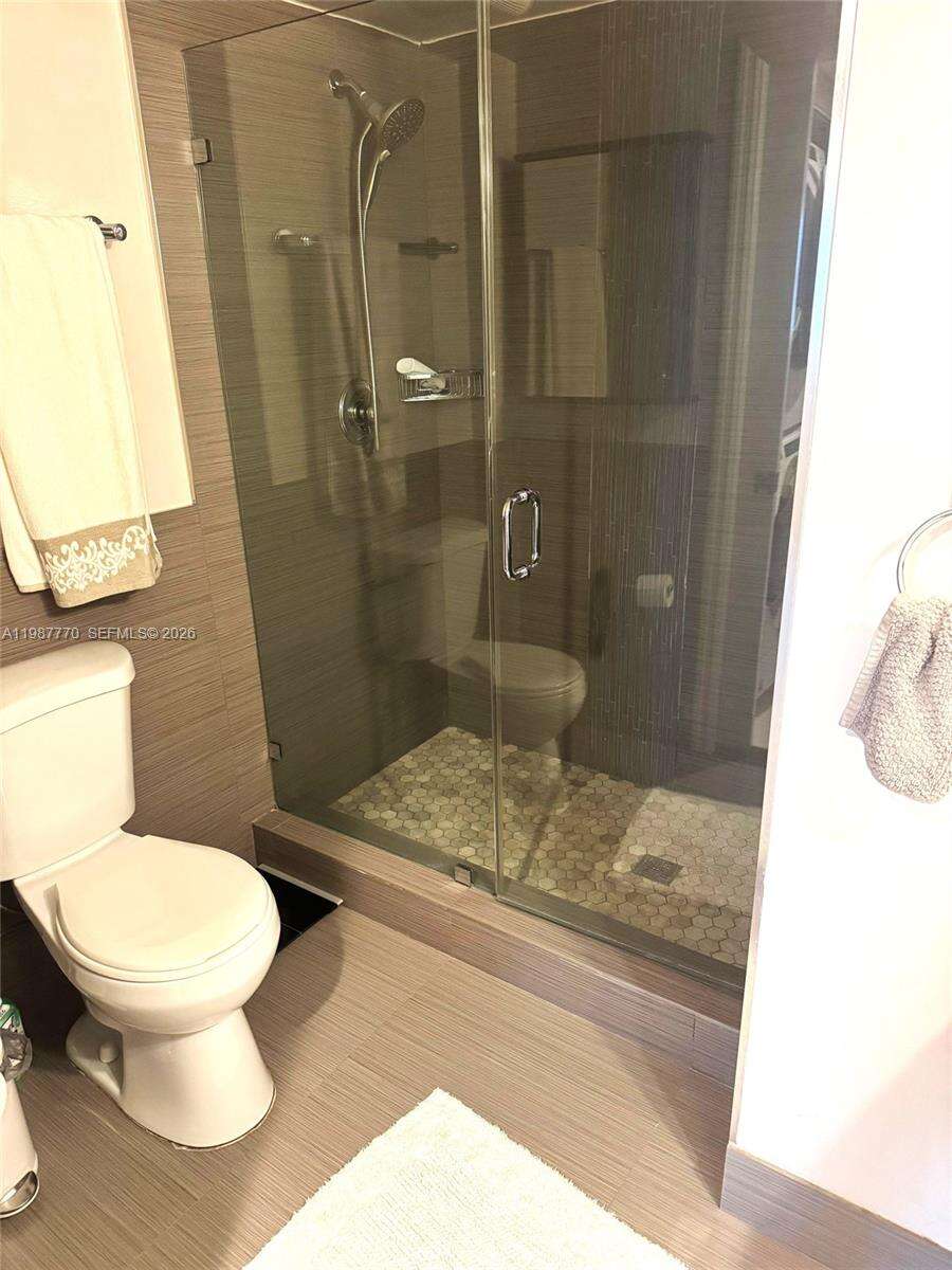 The Mark On Brickell at 1155 Brickell Bay Dr, Miami, FL 33131 - For Rent photo 8