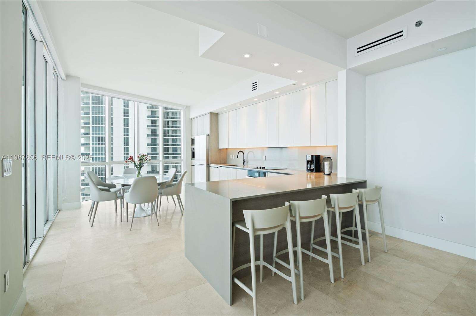 Trump Tower 2 at 15901 Collins Ave, Sunny Isles Beach, FL 33160 - For Rent photo 11