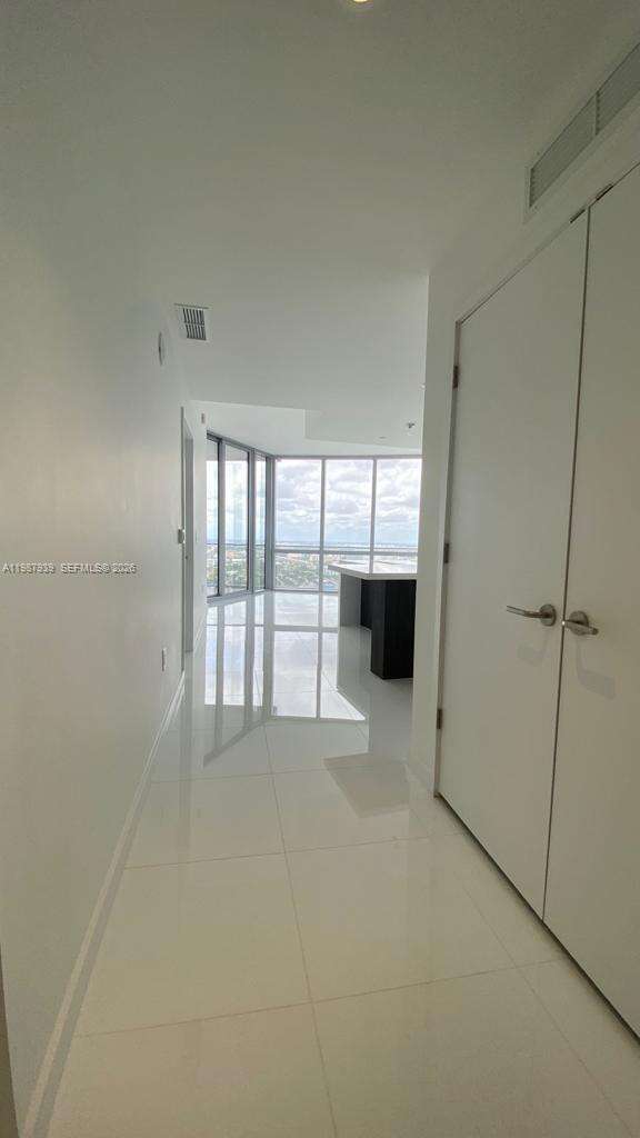 Paramount Miami Worldcenter at 851 1 Ave, Miami, FL 33132 - For Rent photo 13