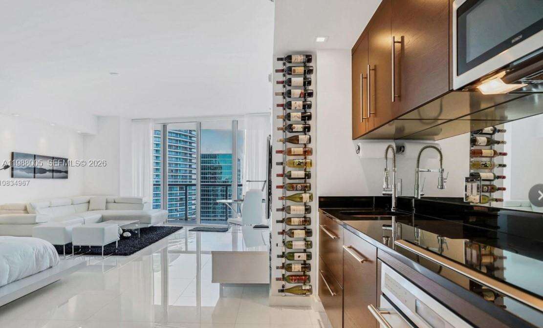 Icon Brickell 1 at 475 Brickell Ave, Miami, FL 33131 - For Rent photo 11