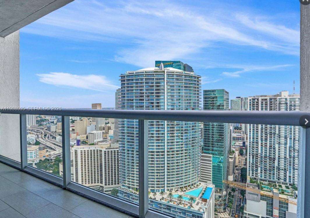 Icon Brickell 1 at 475 Brickell Ave, Miami, FL 33131 - For Rent photo 9