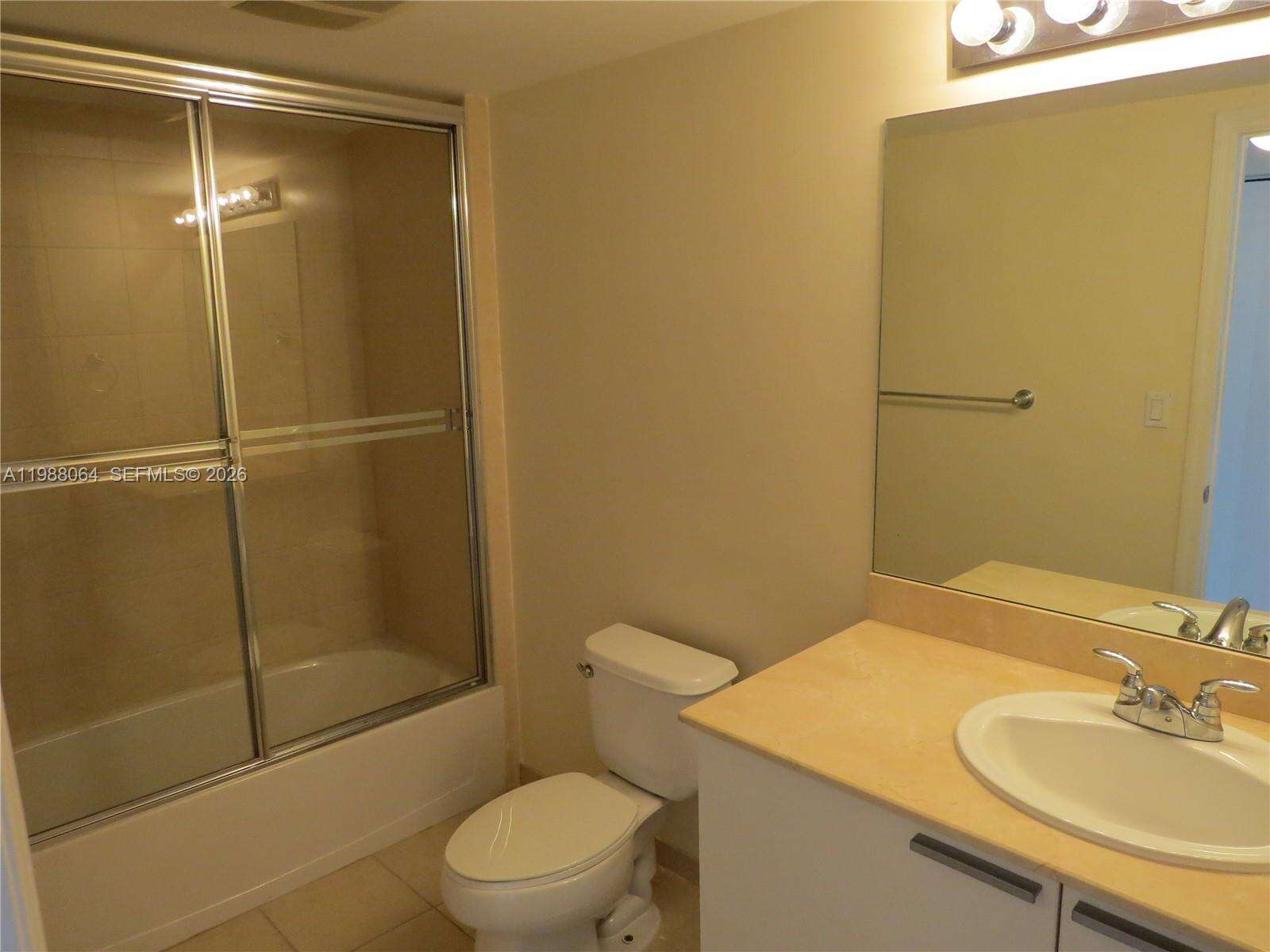 La Perla at 16699 Collins Ave, Sunny Isles Beach, FL 33160 - For Rent photo 13