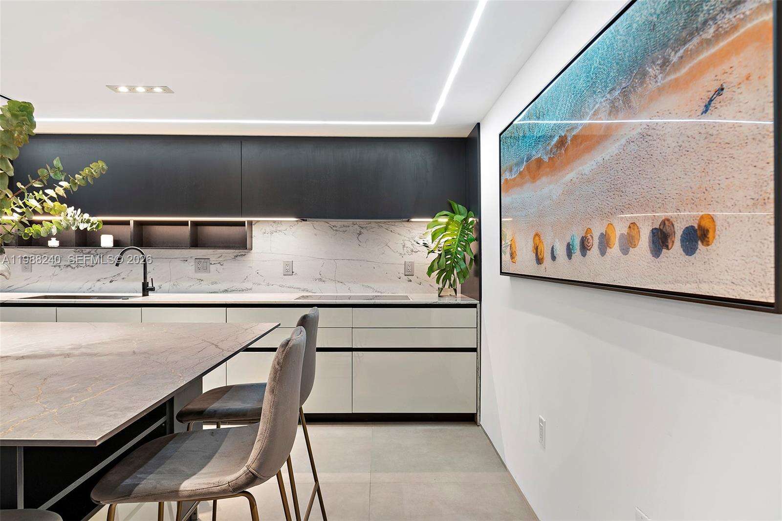 Roney Palace at 2301 Collins Ave, Miami Beach, FL 33139 - For Rent photo 27