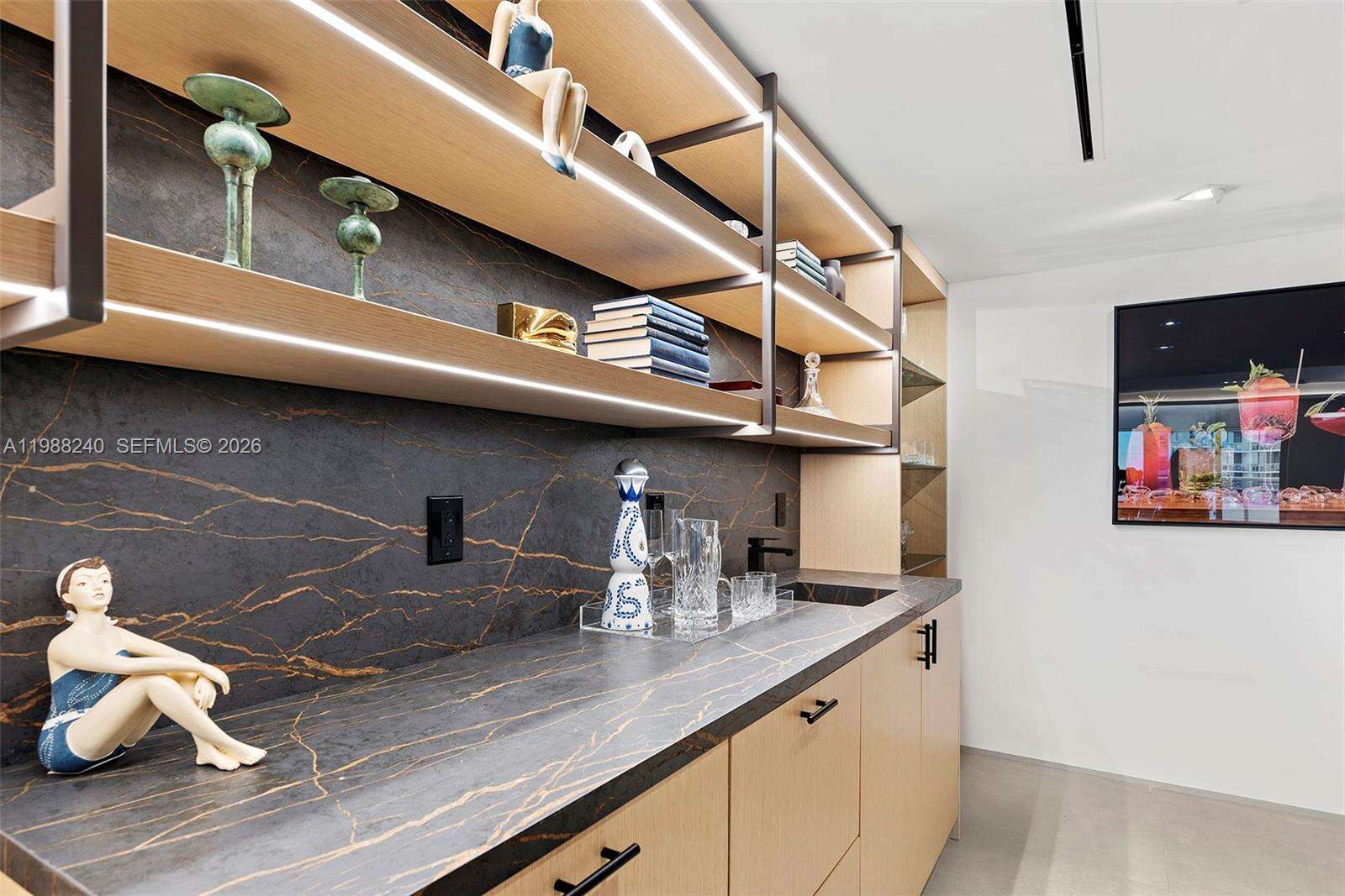 Roney Palace at 2301 Collins Ave, Miami Beach, FL 33139 - For Rent photo 38