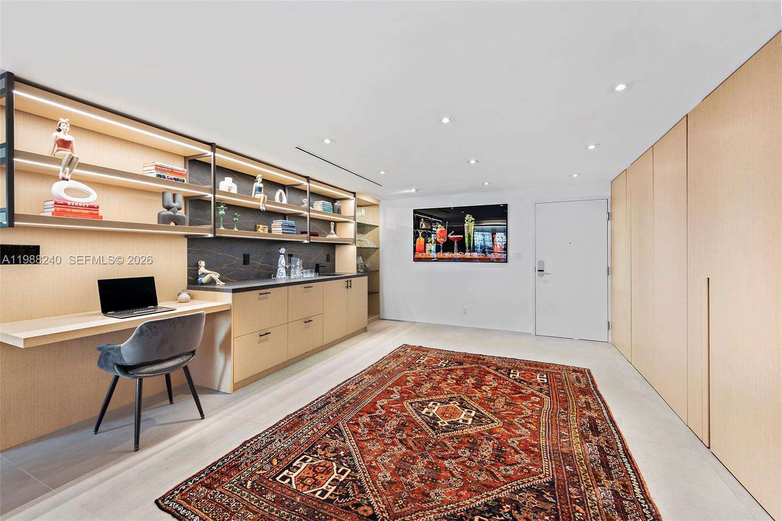 Roney Palace at 2301 Collins Ave, Miami Beach, FL 33139 - For Rent photo 44