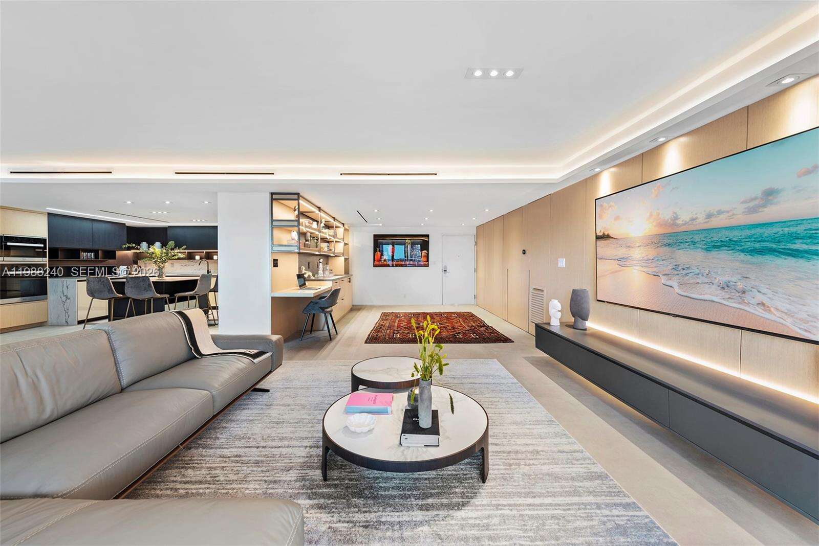 Roney Palace at 2301 Collins Ave, Miami Beach, FL 33139 - For Rent photo 49