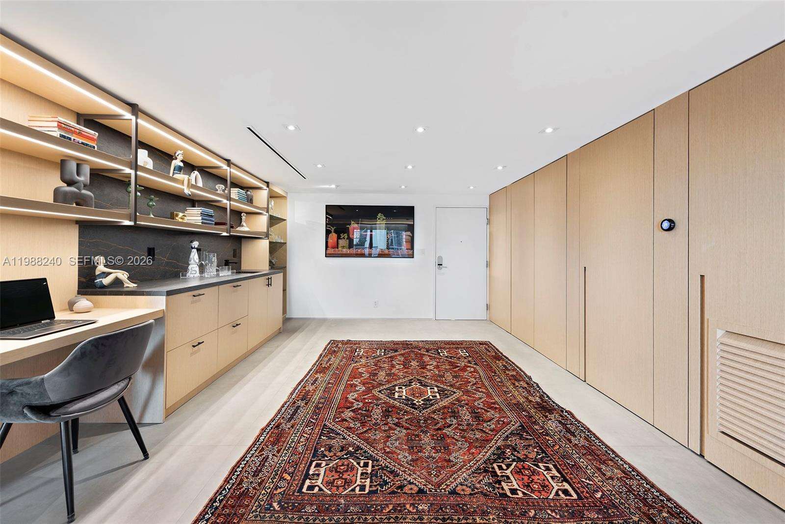 Roney Palace at 2301 Collins Ave, Miami Beach, FL 33139 - For Rent photo 51