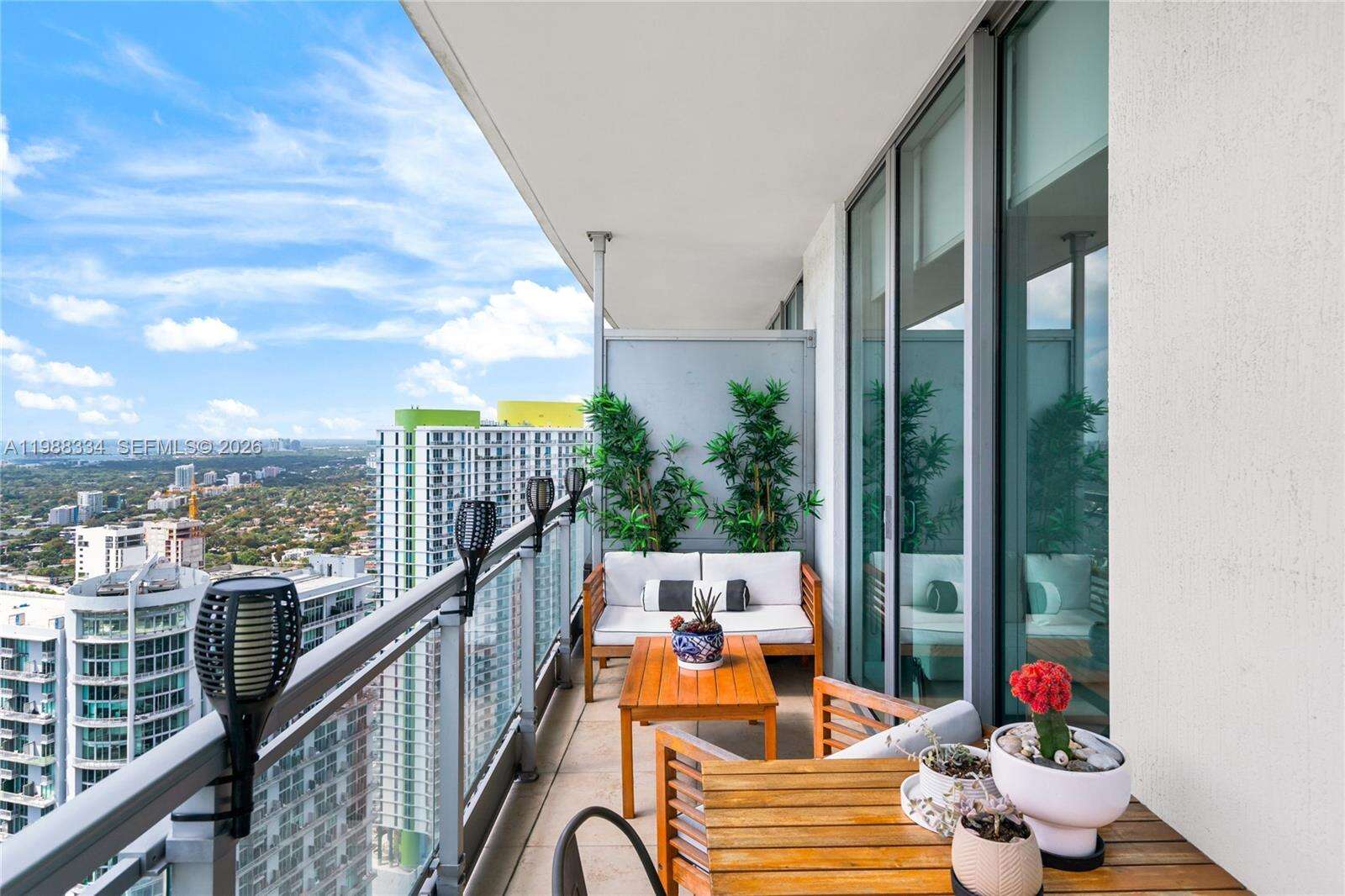 Mint at 92 3 St, Miami, FL 33130 - For Rent photo 36