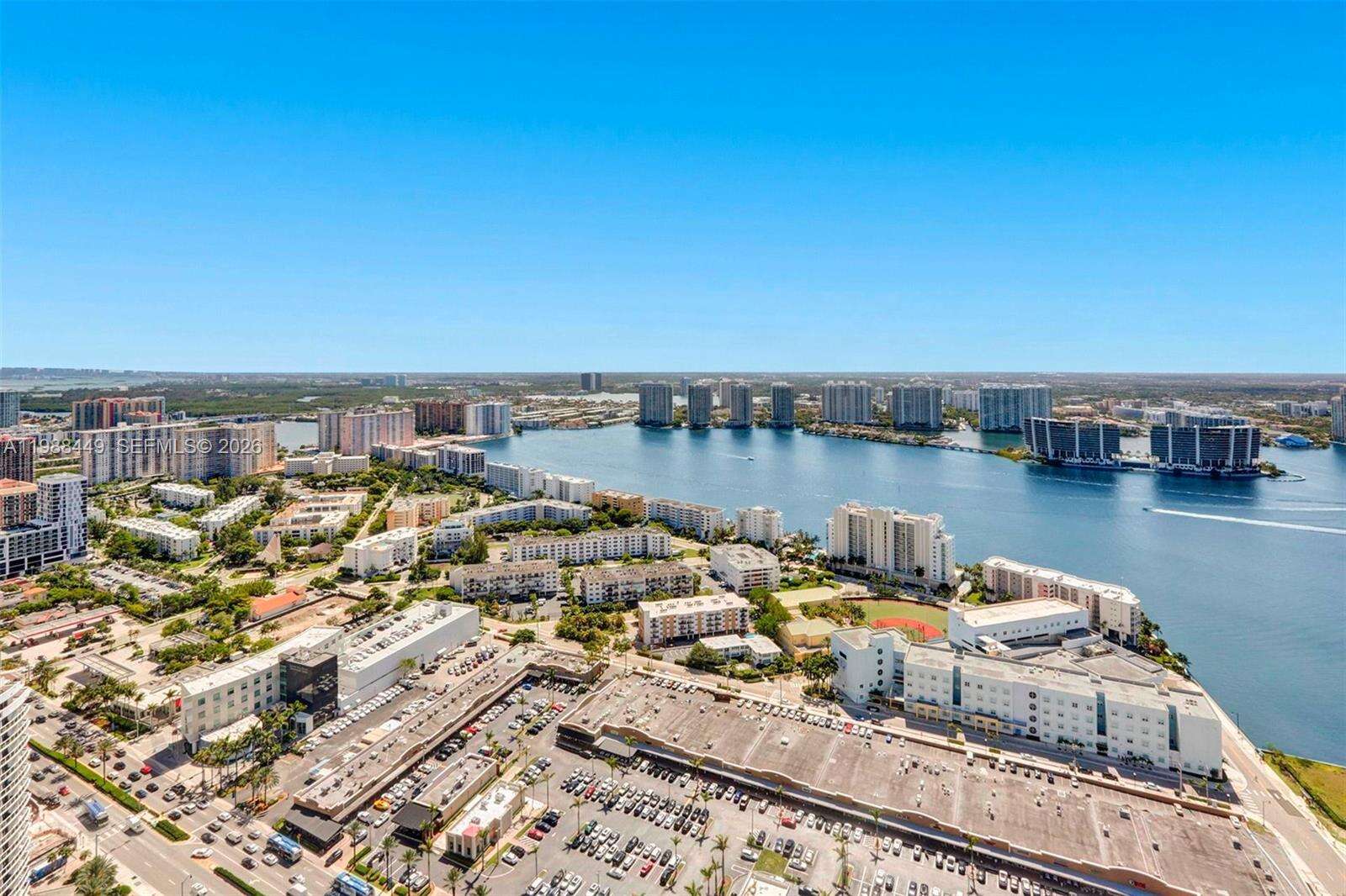 Trump Royale at 18201 Collins Ave, Sunny Isles Beach, FL 33160 - For Rent photo 9