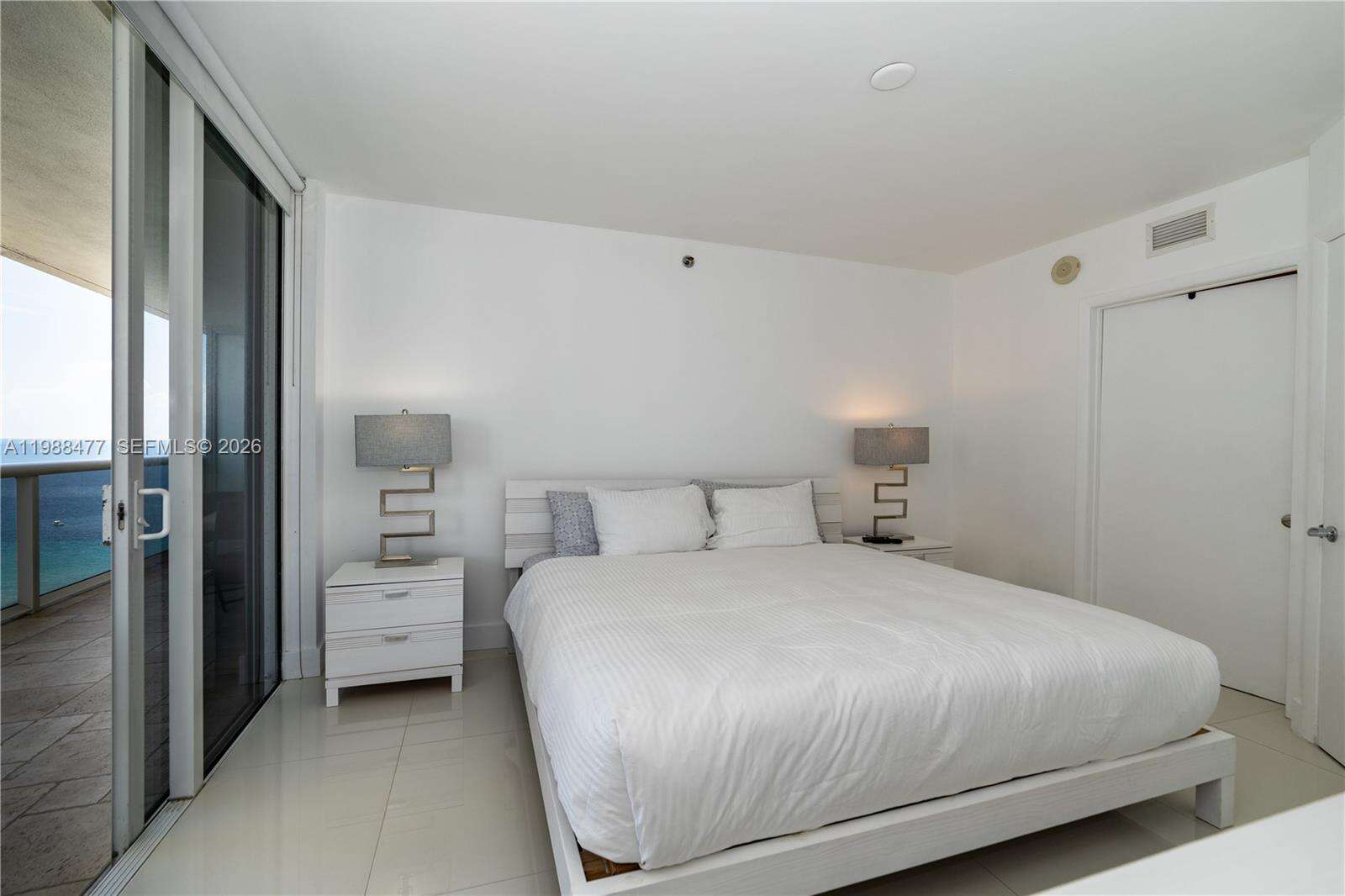 The Beach Club Two at 1830 Ocean Dr, Hallandale Beach, FL 33009 - For Rent photo 15