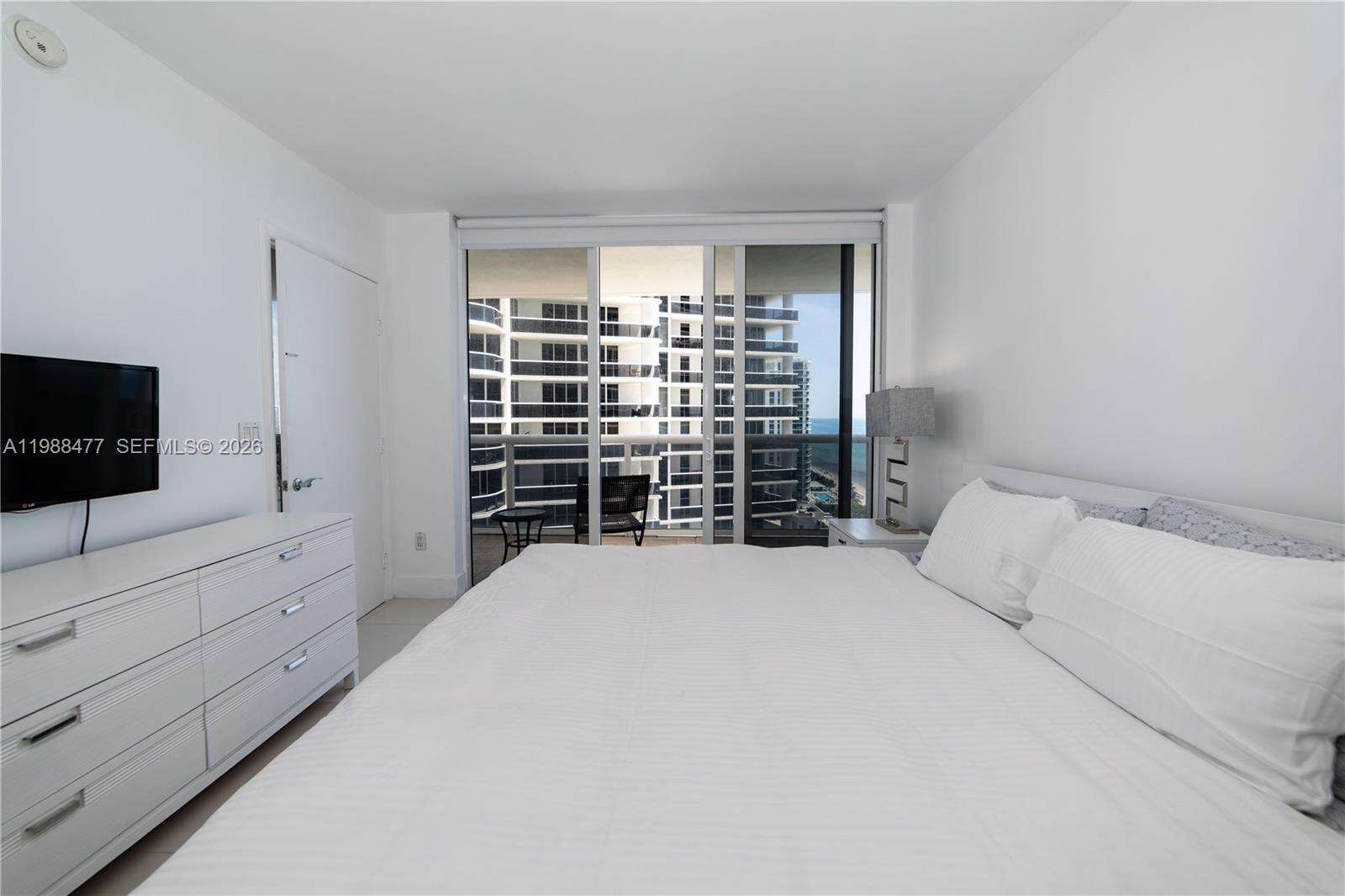 The Beach Club Two at 1830 Ocean Dr, Hallandale Beach, FL 33009 - For Rent photo 18