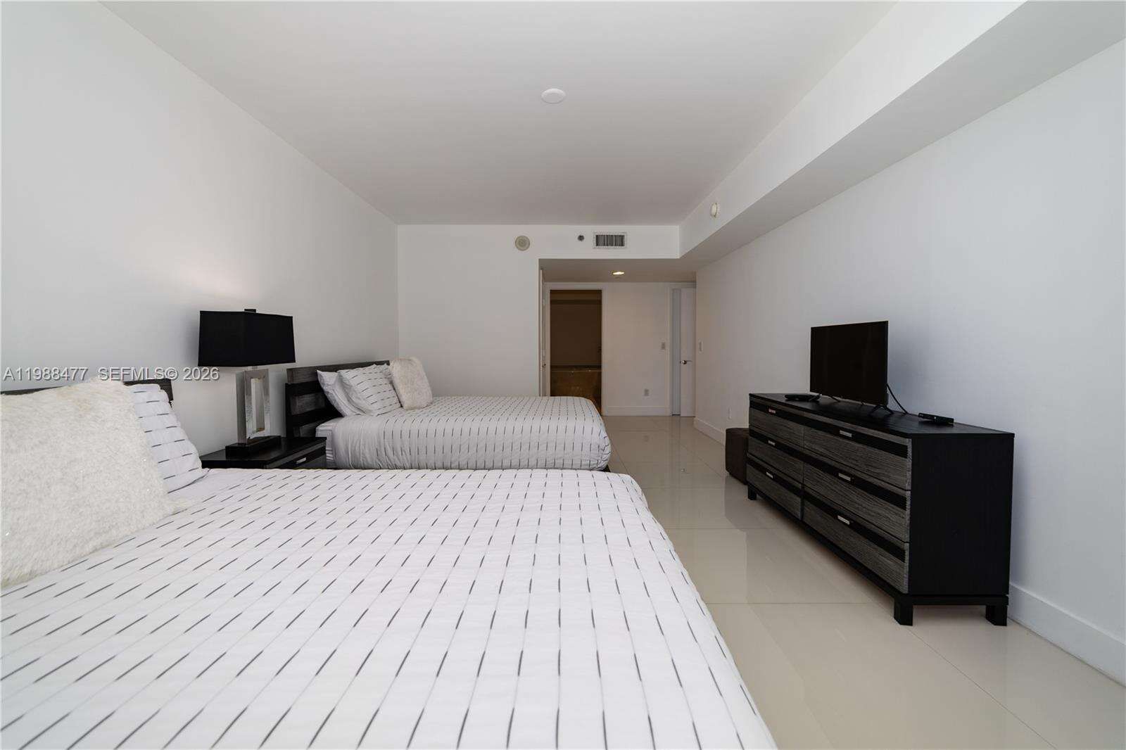 The Beach Club Two at 1830 Ocean Dr, Hallandale Beach, FL 33009 - For Rent photo 25