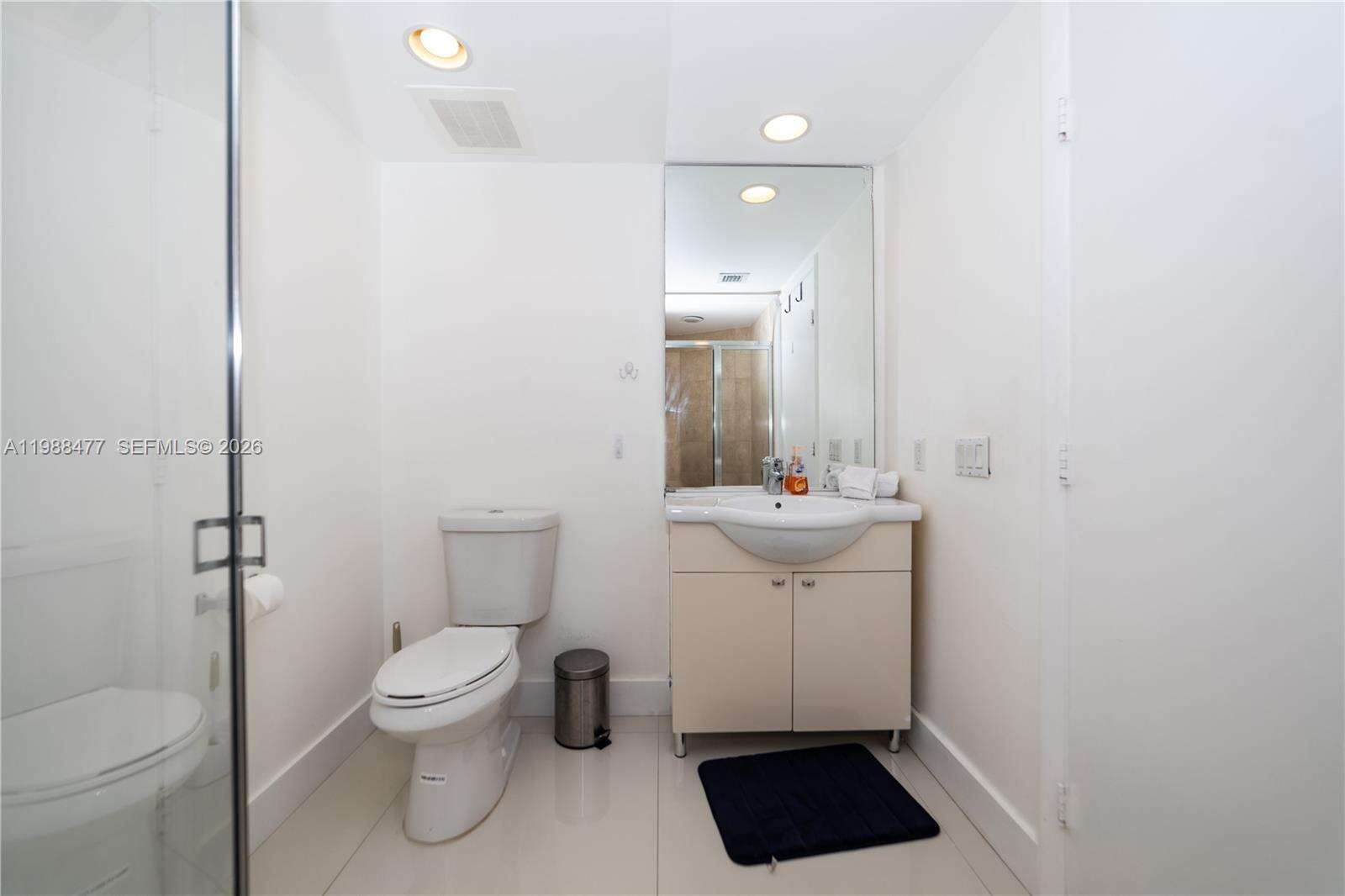 The Beach Club Two at 1830 Ocean Dr, Hallandale Beach, FL 33009 - For Rent photo 26