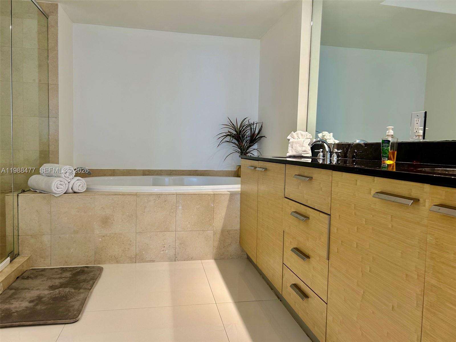 The Beach Club Two at 1830 Ocean Dr, Hallandale Beach, FL 33009 - For Rent photo 29