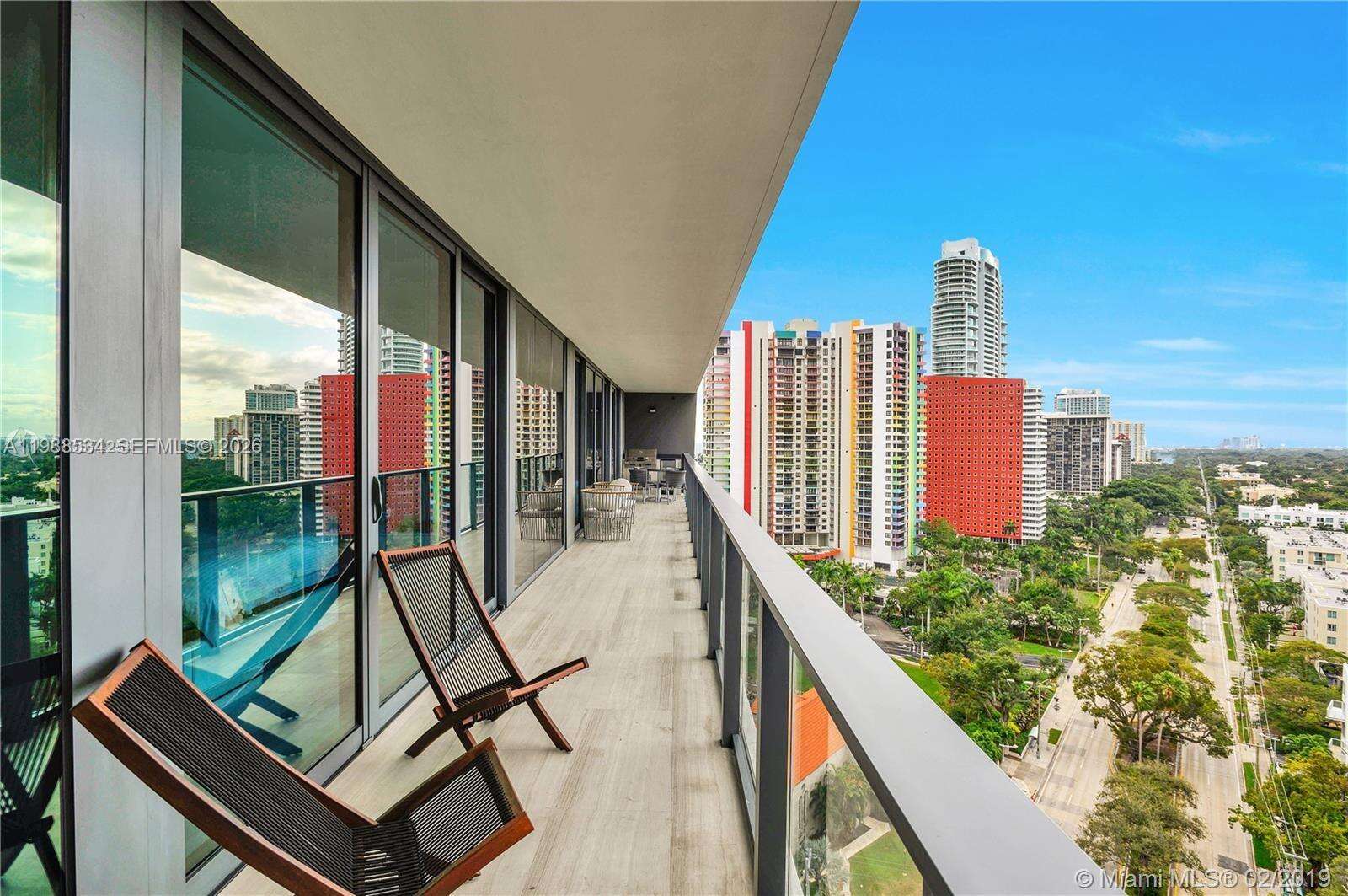 Echo Brickell at 1451 Brickell Ave, Miami, FL 33131 - For Rent photo 1
