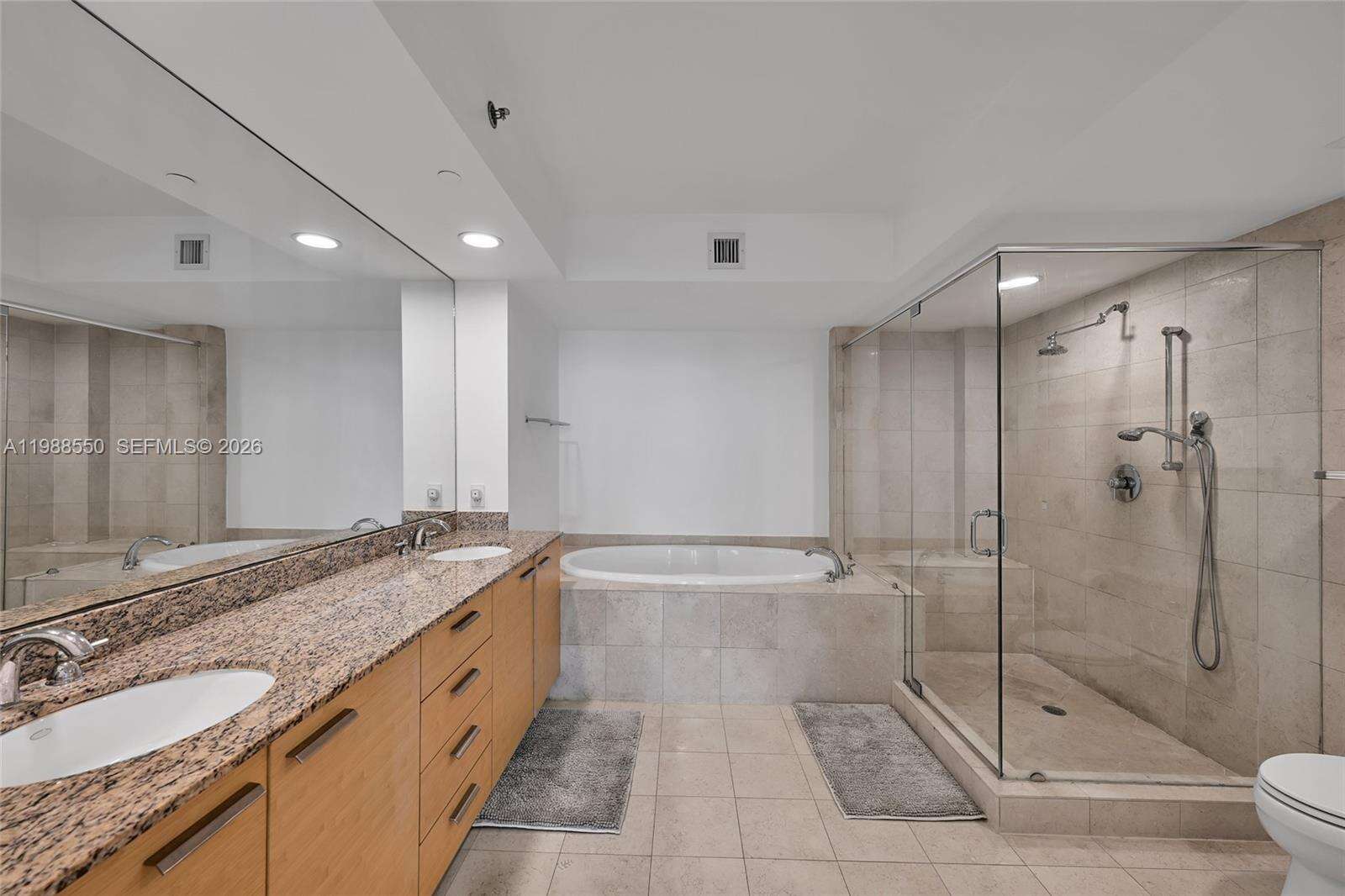 The Beach Club Two at 1830 Ocean Dr, Hallandale Beach, FL 33009 - For Rent photo 29