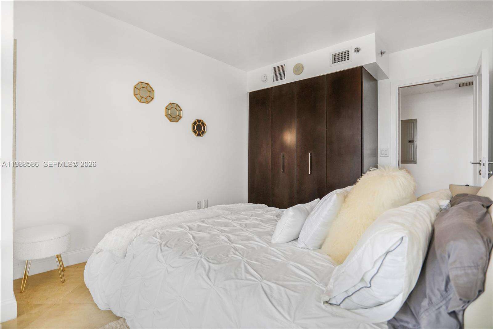 The Beach Club Two at 1830 Ocean Dr, Hallandale Beach, FL 33009 - For Rent photo 34