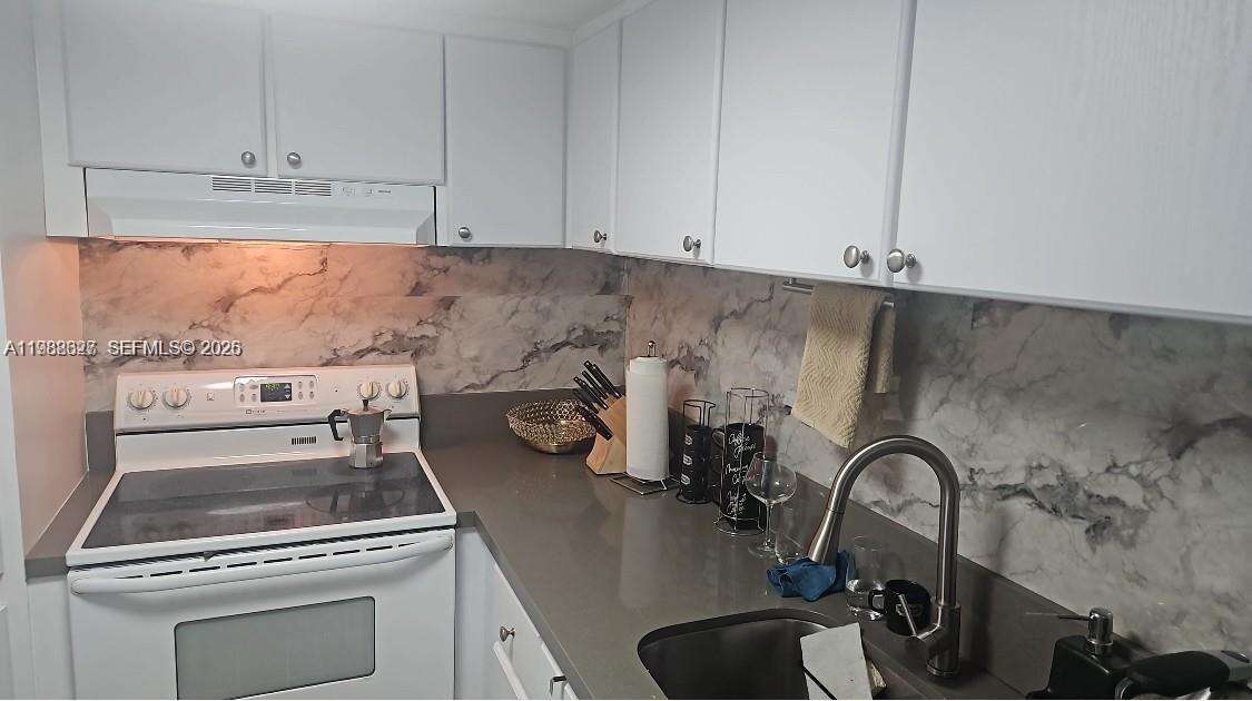 Mirador 1000 at 1000 W Ave, Miami Beach, FL 33139 - For Rent photo 13