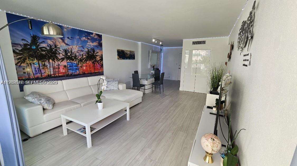 Mirador 1000 at 1000 W Ave, Miami Beach, FL 33139 - For Rent photo 4