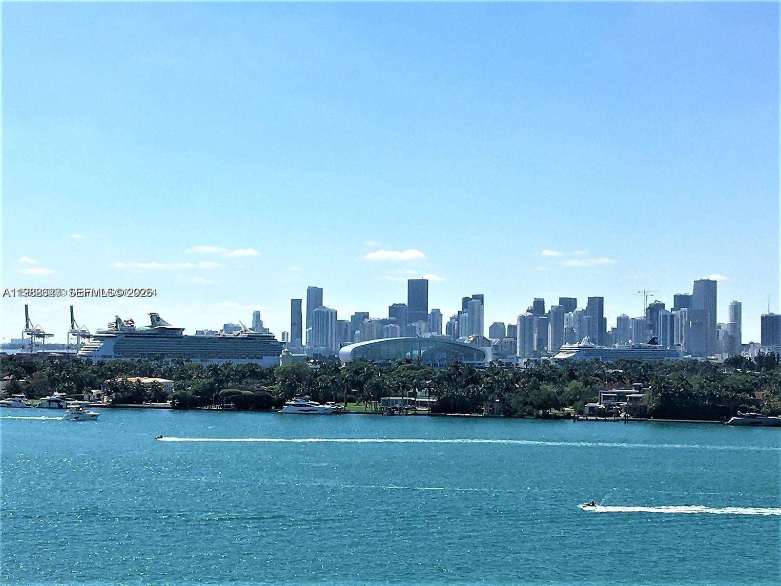 Mirador 1000 at 1000 W Ave, Miami Beach, FL 33139 - For Rent photo 35
