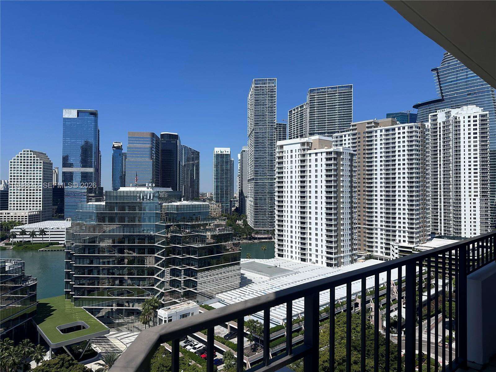 Brickell Key 1 at 520 Brickell Key Dr, Miami, FL 33131 - For Rent photo 2
