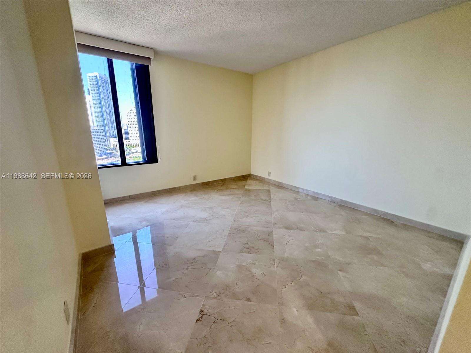 Brickell Key 1 at 520 Brickell Key Dr, Miami, FL 33131 - For Rent photo 13