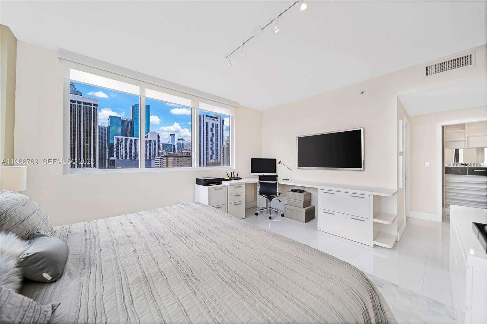 Vizcayne South at 253 2 St, Miami, FL 33132 - For Rent photo 28