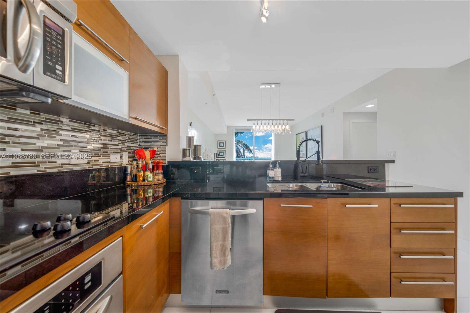 Vizcayne South at 253 2 St, Miami, FL 33132 - For Rent photo 4
