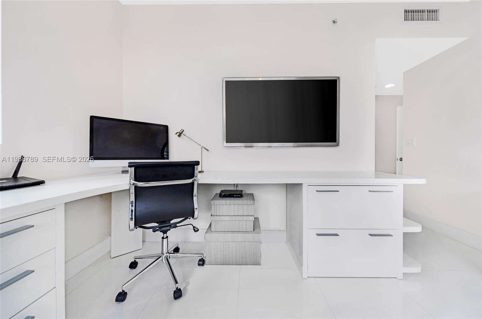 Vizcayne South at 253 2 St, Miami, FL 33132 - For Rent photo 31
