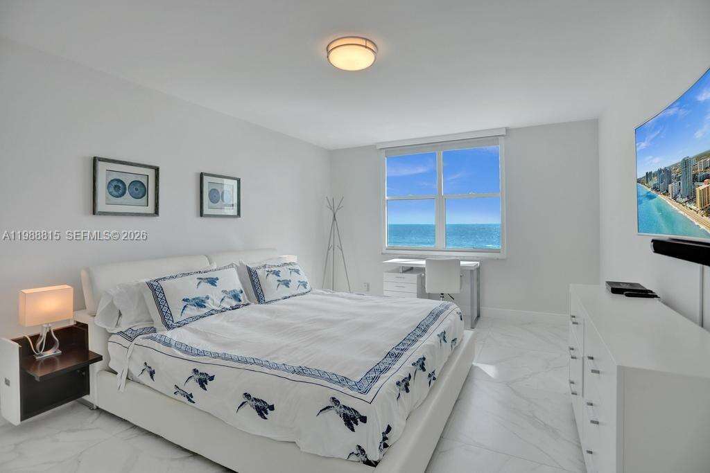 The Wave at 2501 Ocean Dr, Hollywood, FL 33019 - For Rent photo 18