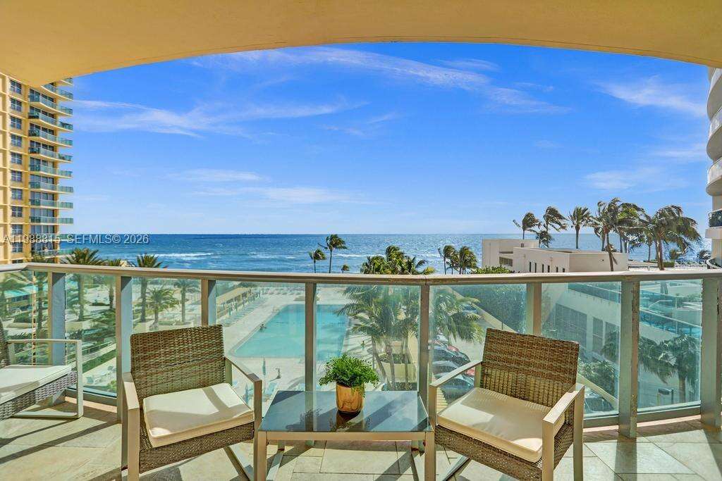The Wave at 2501 Ocean Dr, Hollywood, FL 33019 - For Rent photo 24