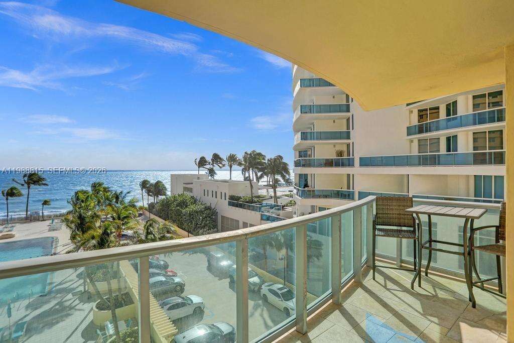 The Wave at 2501 Ocean Dr, Hollywood, FL 33019 - For Rent photo 4