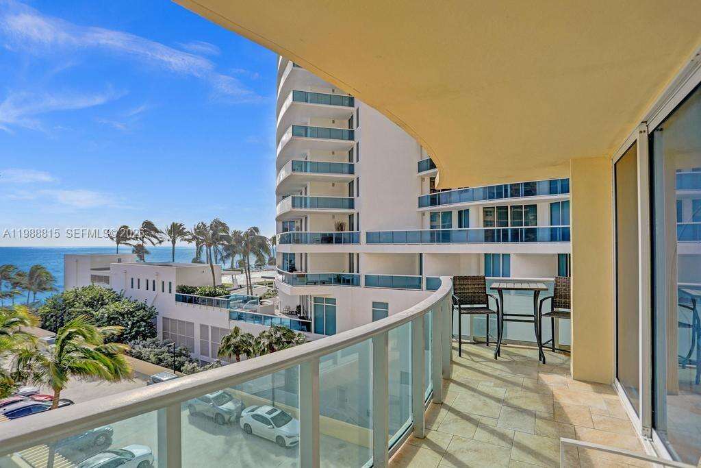 The Wave at 2501 Ocean Dr, Hollywood, FL 33019 - For Rent photo 5