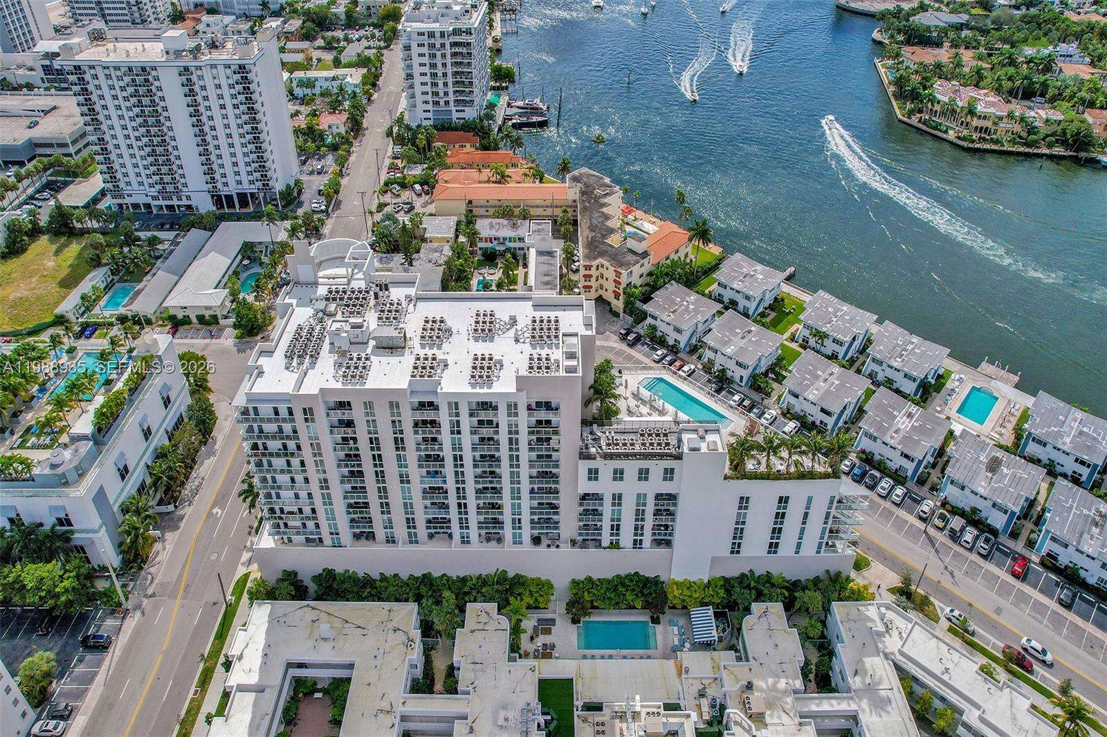 Tiffany House at 401 Birch Rd, Fort Lauderdale, FL 33304 - For Rent photo 1