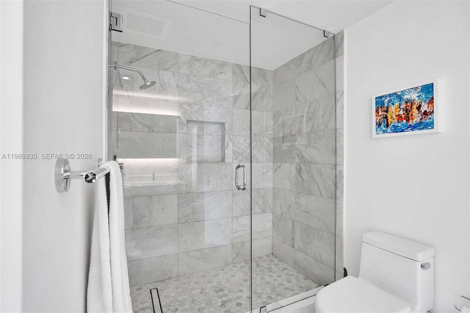 Tiffany House at 401 Birch Rd, Fort Lauderdale, FL 33304 - For Rent photo 11