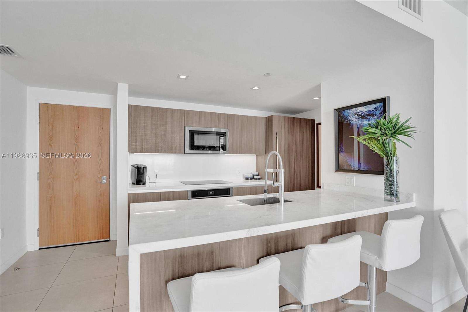 Tiffany House at 401 Birch Rd, Fort Lauderdale, FL 33304 - For Rent photo 20