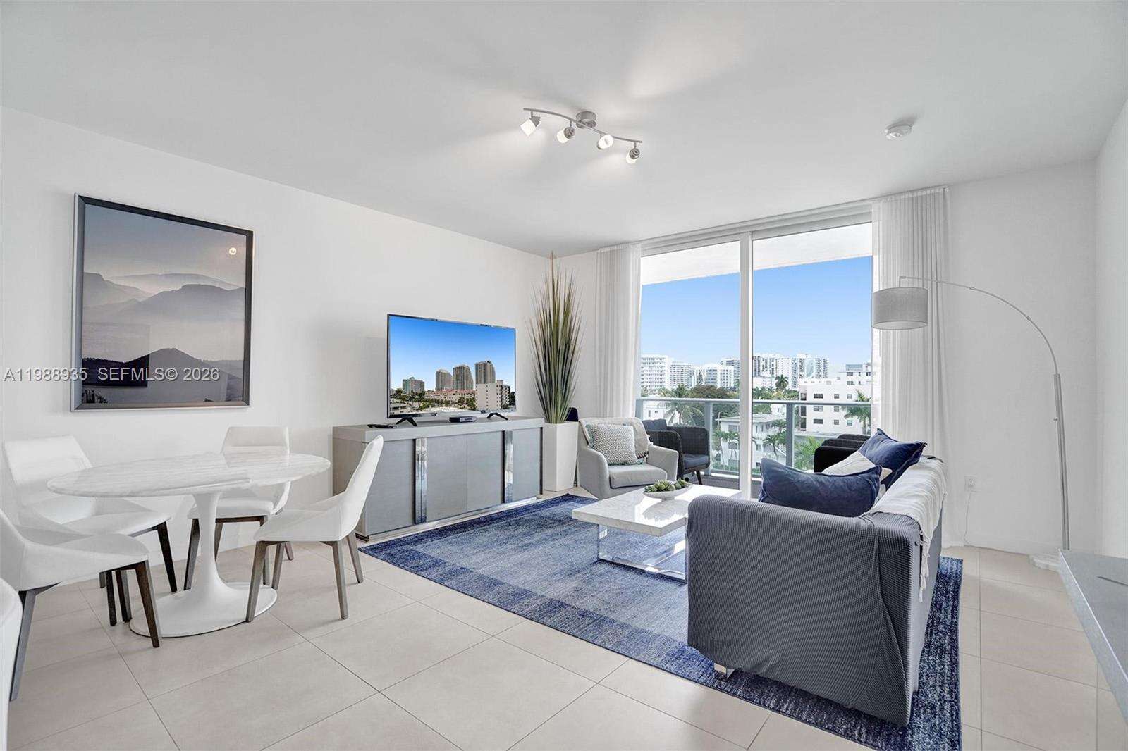 Tiffany House at 401 Birch Rd, Fort Lauderdale, FL 33304 - For Rent photo 23