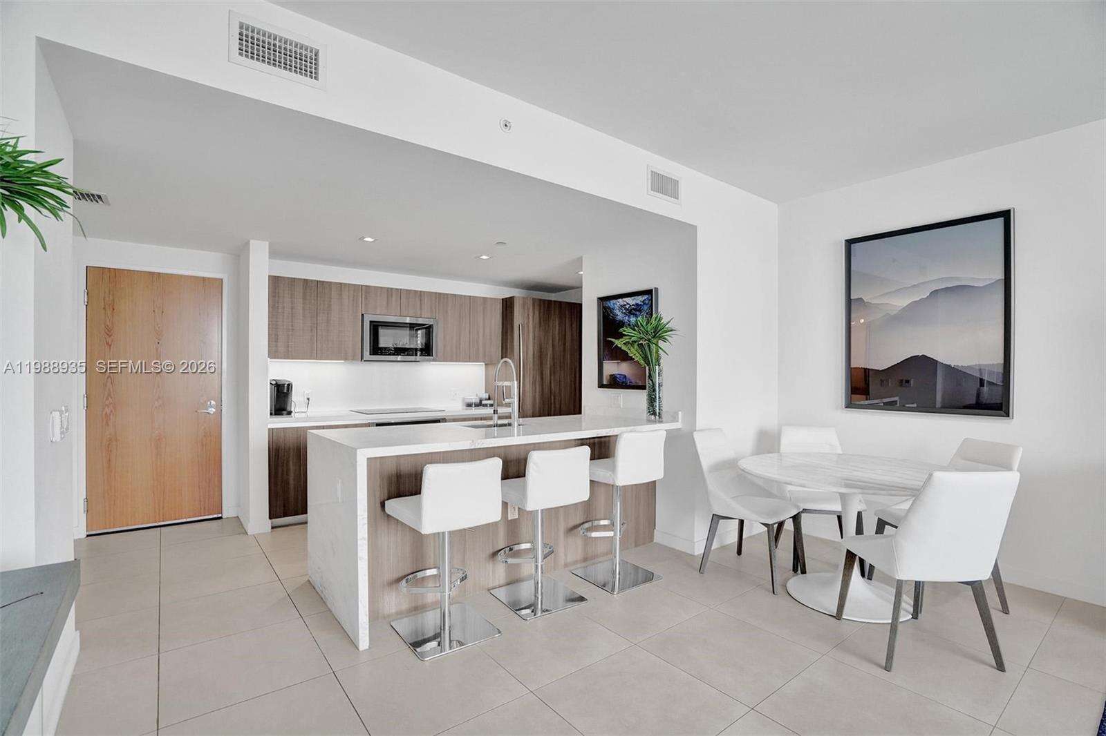 Tiffany House at 401 Birch Rd, Fort Lauderdale, FL 33304 - For Rent photo 25
